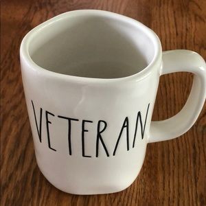 rae dunn veteran mug